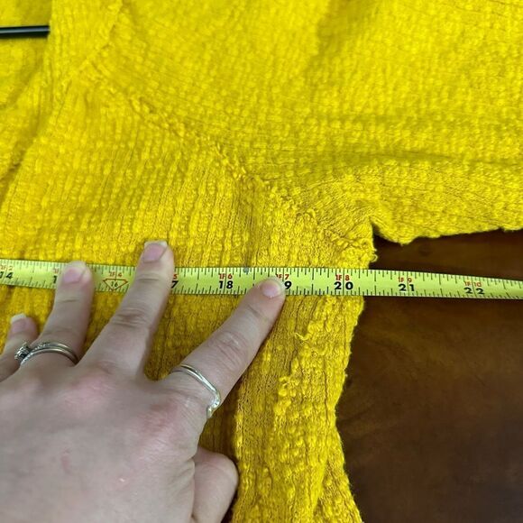 Two by Vince Camuto Ladies' Button Cardigan Size  Mustard Yellow Large NWOT - Picture 11 of 15